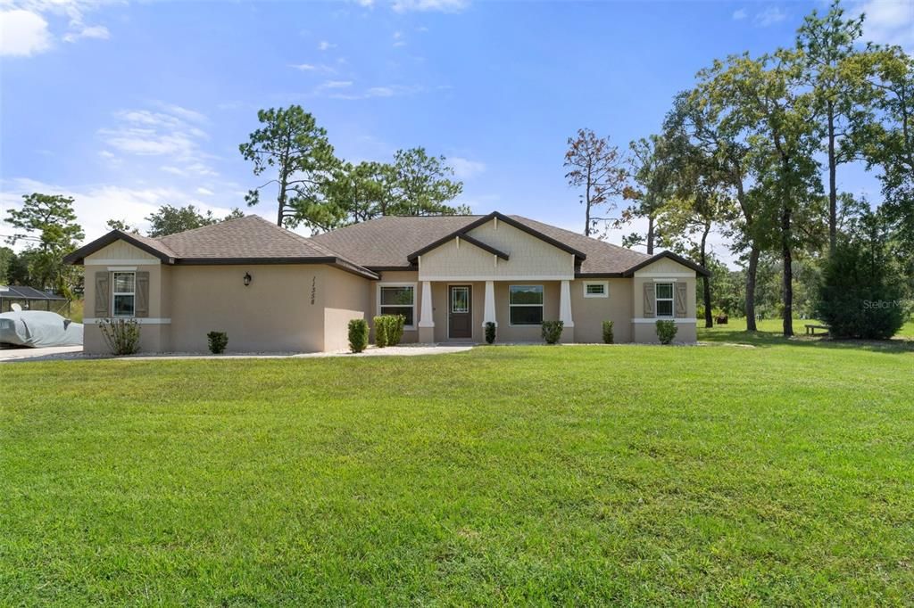 For Sale: $439,000 (3 beds, 2 baths, 1968 Square Feet)