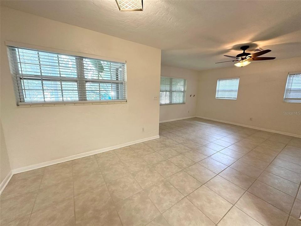 For Rent: $2,850 (3 beds, 2 baths, 1416 Square Feet)