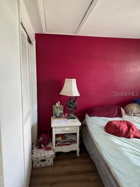 For Sale: $95,000 (2 beds, 1 baths, 831 Square Feet)