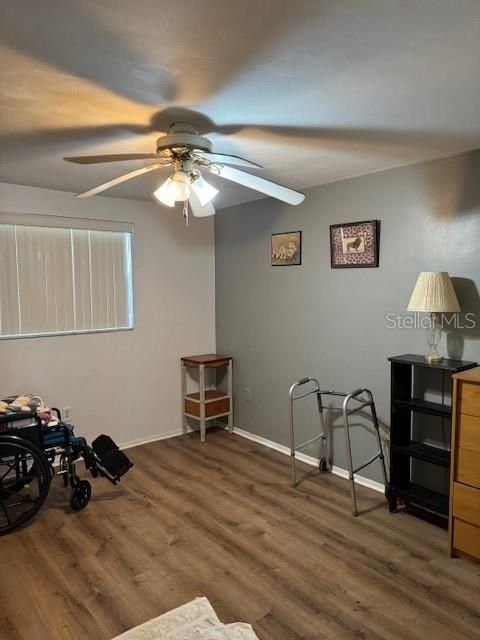 For Sale: $95,000 (2 beds, 1 baths, 831 Square Feet)