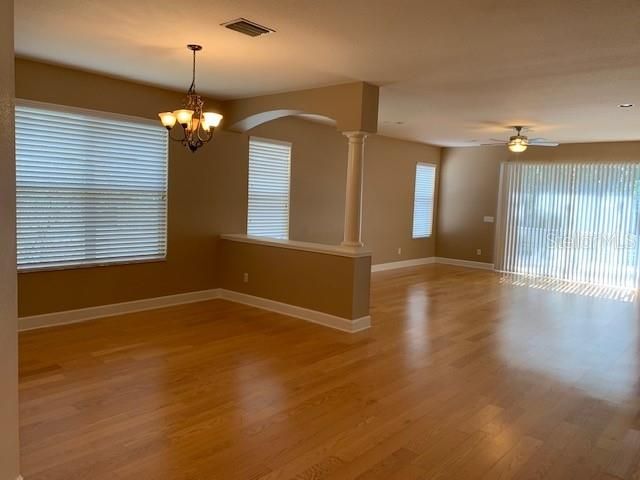 For Rent: $2,380 (4 beds, 3 baths, 2558 Square Feet)