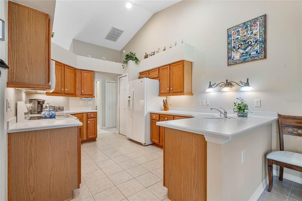 For Sale: $383,900 (3 beds, 2 baths, 1832 Square Feet)