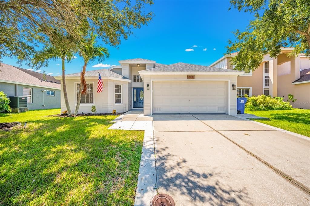 For Sale: $659,000 (3 beds, 2 baths, 2023 Square Feet)