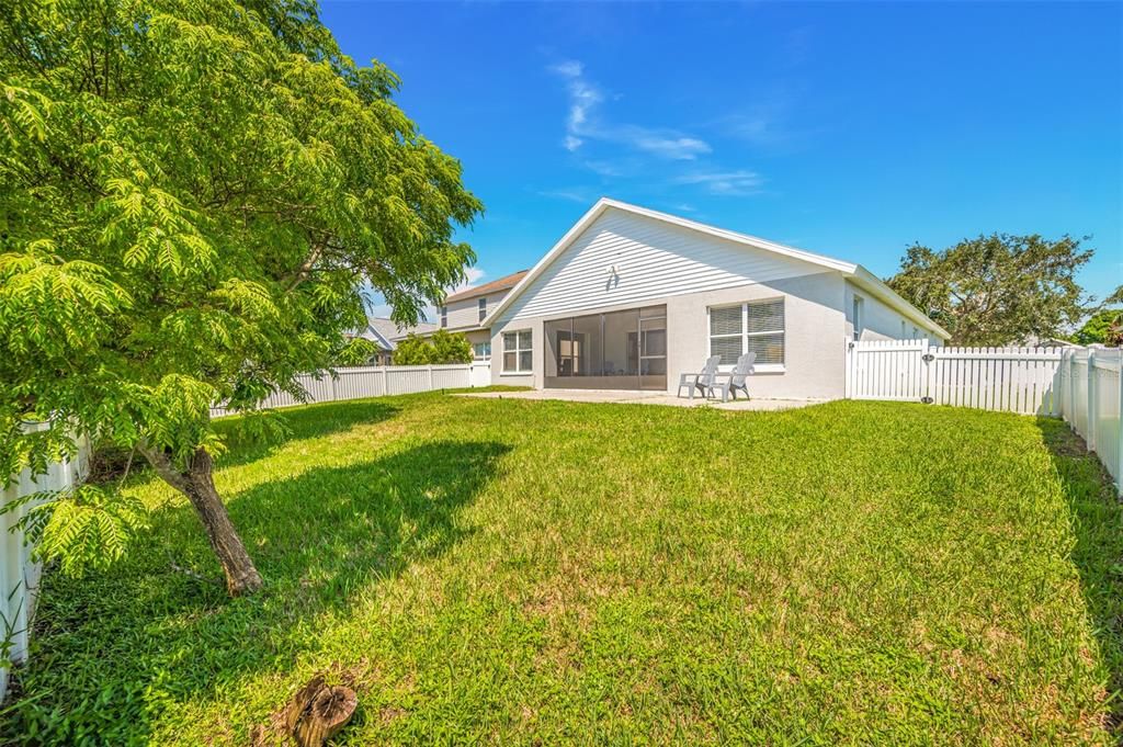 For Sale: $659,000 (3 beds, 2 baths, 2023 Square Feet)