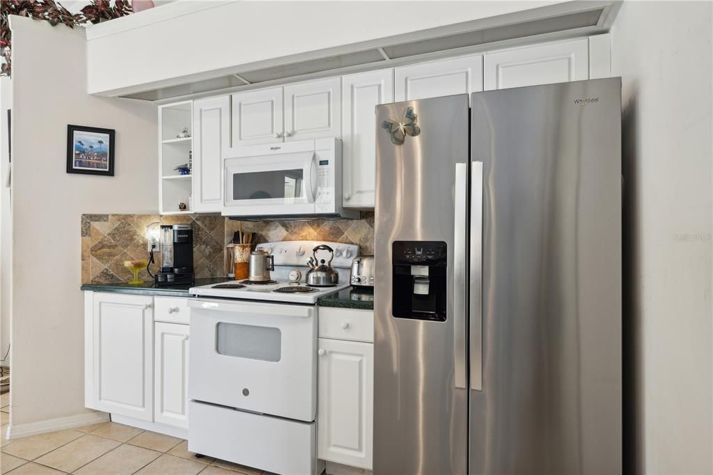 For Sale: $435,000 (3 beds, 2 baths, 1528 Square Feet)