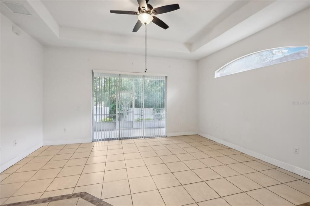 For Sale: $329,900 (2 beds, 2 baths, 1402 Square Feet)