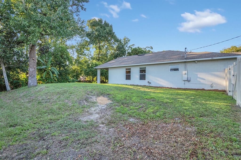 For Sale: $420,000 (3 beds, 2 baths, 1521 Square Feet)