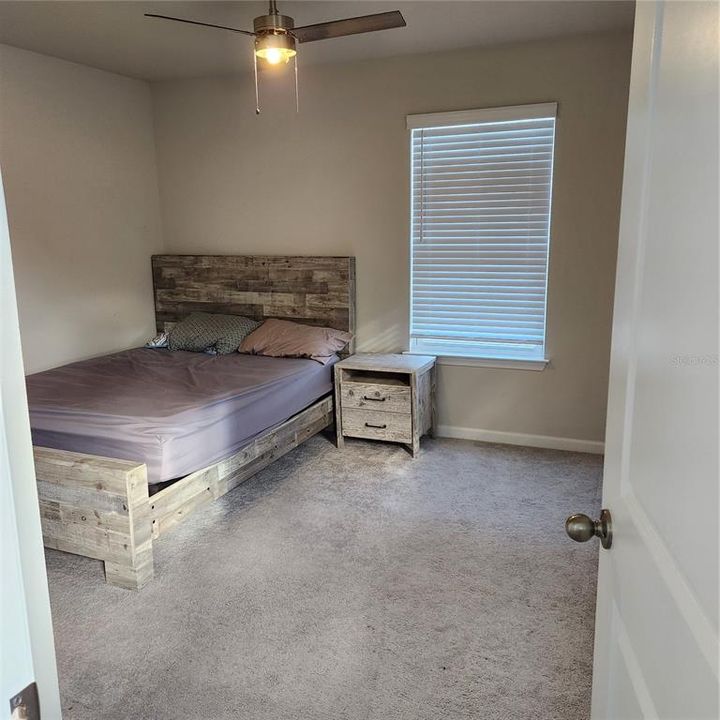 For Rent: $2,450 (3 beds, 2 baths, 1860 Square Feet)