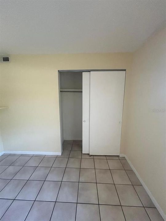 For Sale: $125,000 (1 beds, 1 baths, 630 Square Feet)