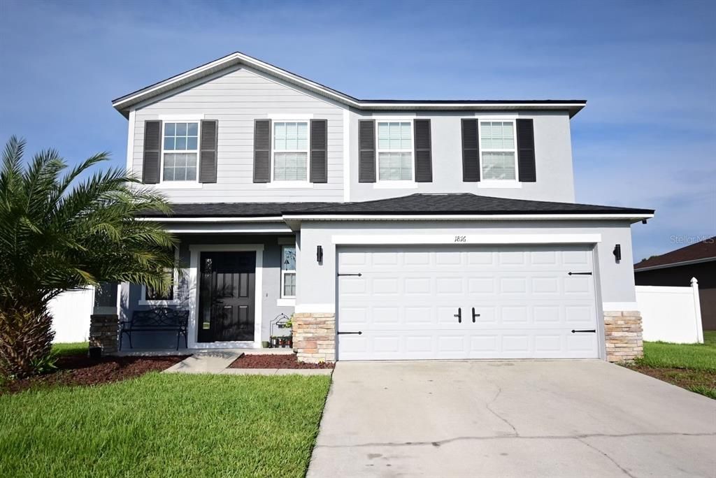 For Sale: $419,900 (4 beds, 2 baths, 2244 Square Feet)