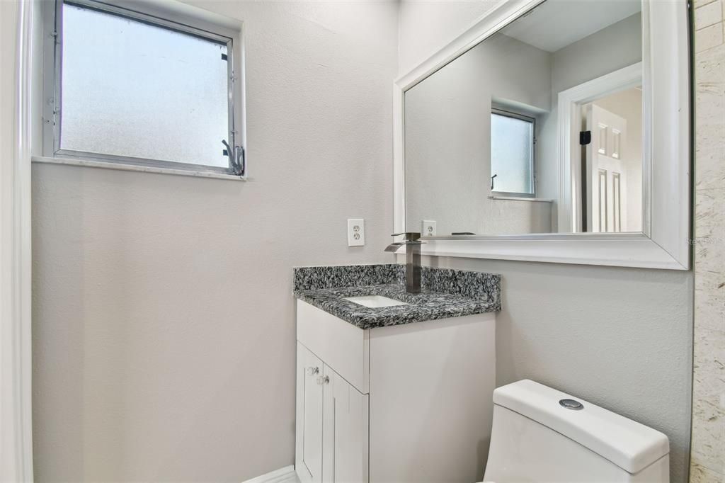 For Sale: $245,000 (2 beds, 2 baths, 1150 Square Feet)