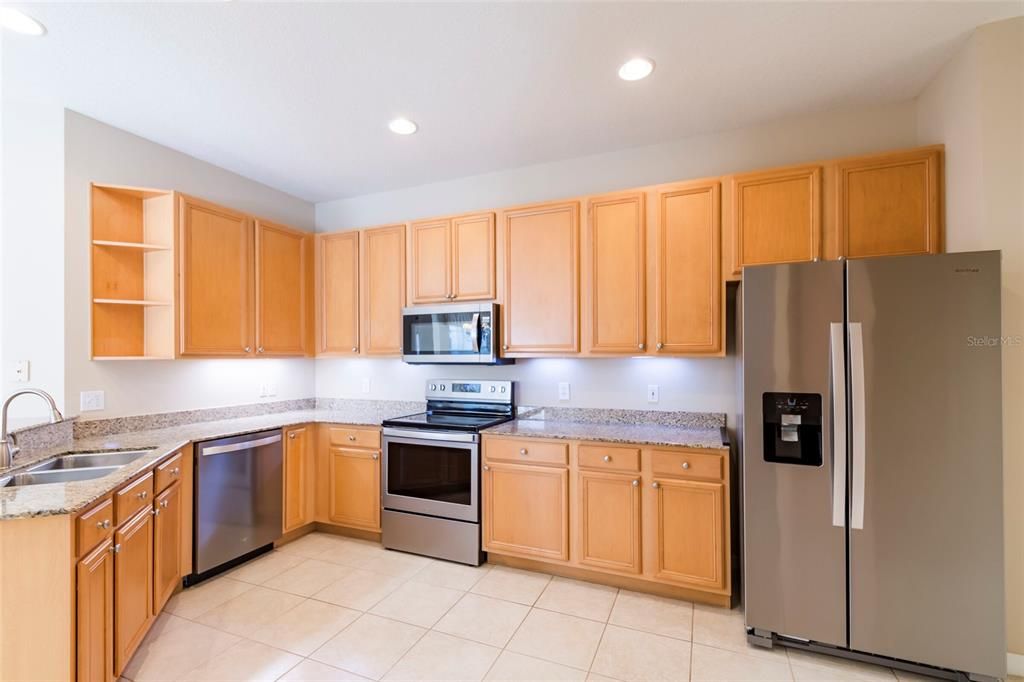 For Sale: $399,000 (3 beds, 2 baths, 1828 Square Feet)