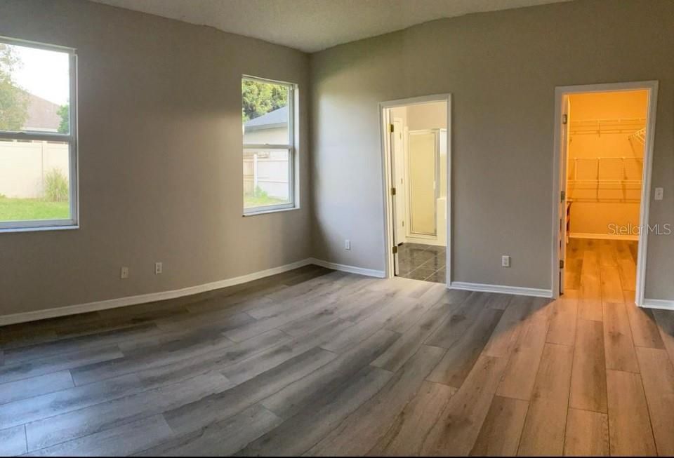 For Rent: $2,350 (3 beds, 2 baths, 1687 Square Feet)