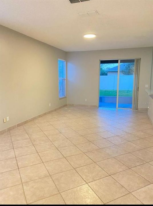 For Rent: $2,350 (3 beds, 2 baths, 1687 Square Feet)