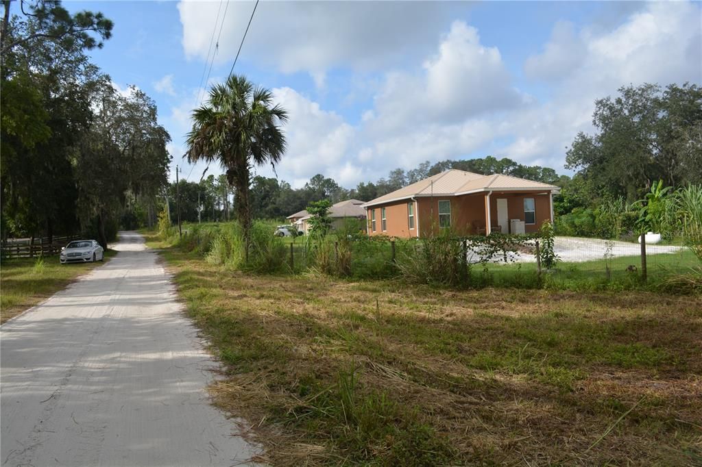 Neighboring property by the property for sale