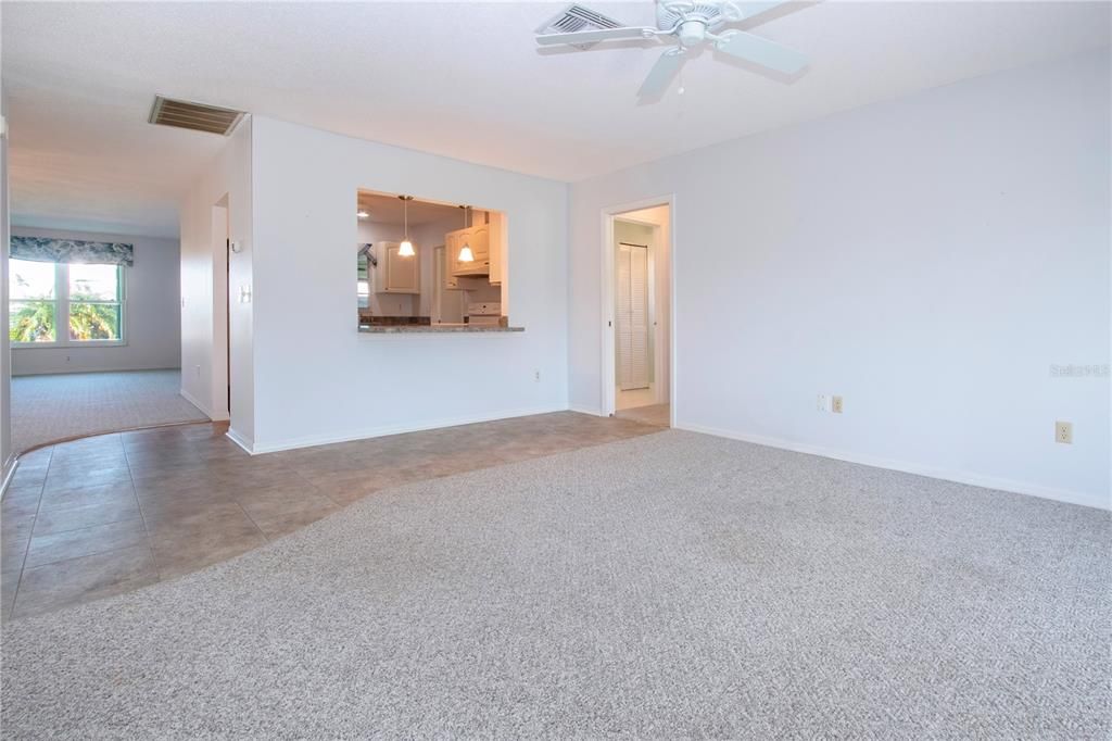 Family Room/Breakfast Bar