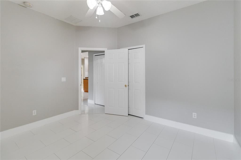 For Sale: $425,000 (3 beds, 2 baths, 1706 Square Feet)