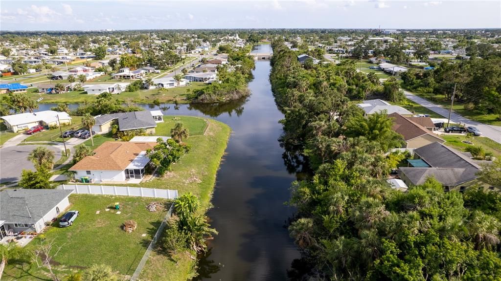 На продажу: $36,500 (0.23 acres)