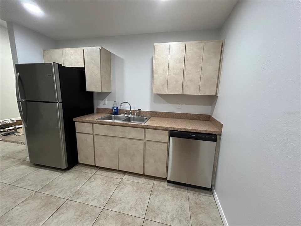 For Rent: $1,695 (2 beds, 2 baths, 1360 Square Feet)