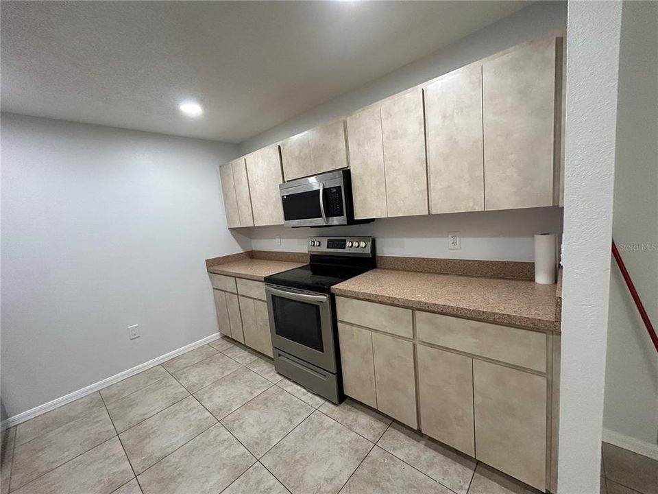 For Rent: $1,695 (2 beds, 2 baths, 1360 Square Feet)