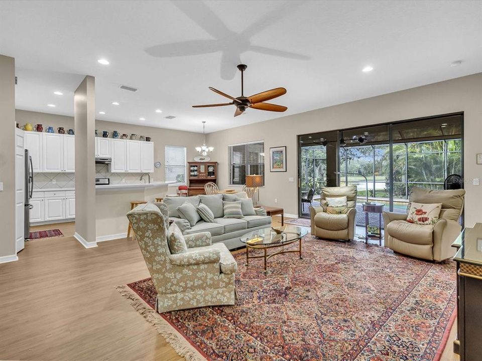 FAMILY ROOM TO KITCHEN