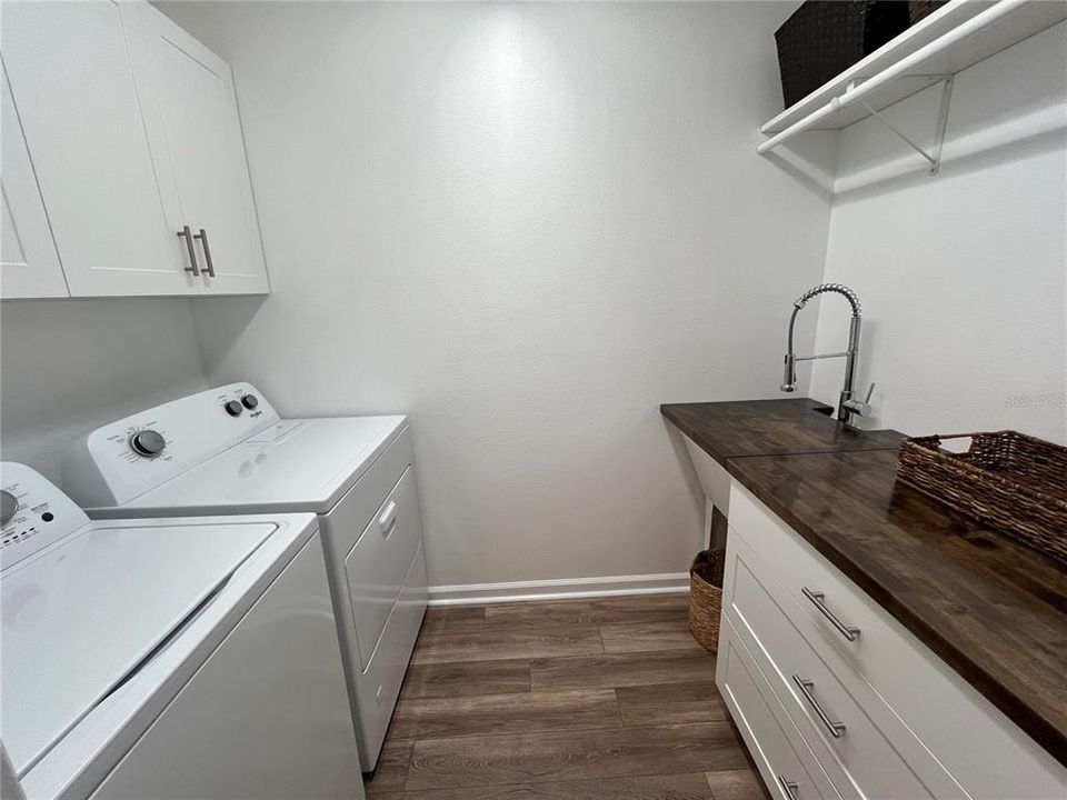 Custom Designed Laundry Room