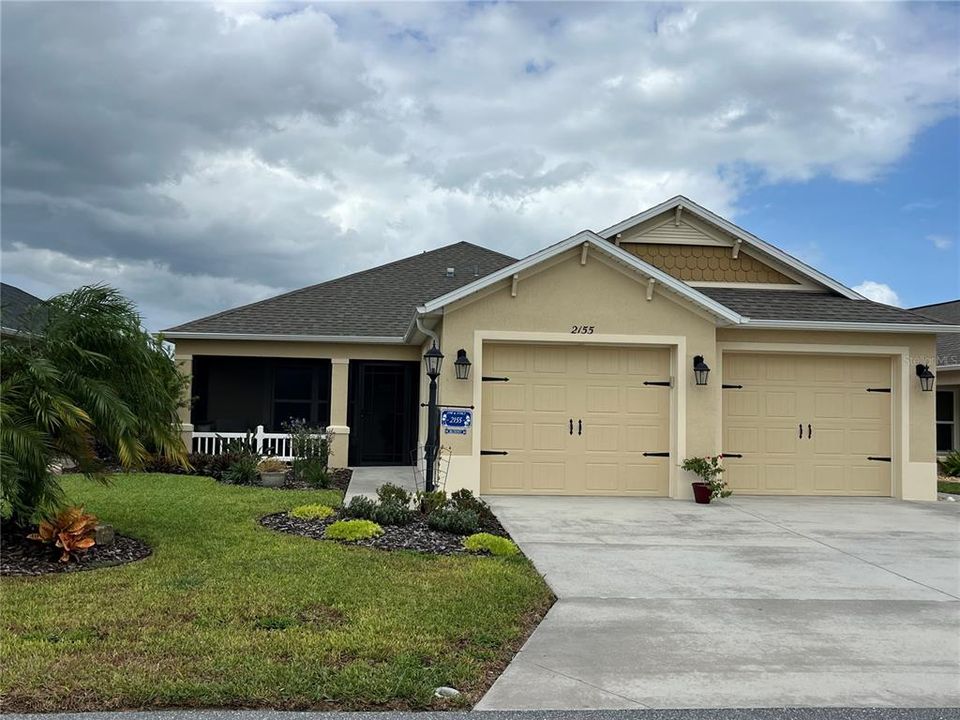 Active With Contract: $489,900 (3 beds, 2 baths, 1743 Square Feet)