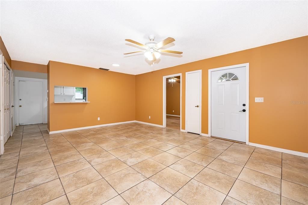 For Sale: $249,000 (3 beds, 2 baths, 1332 Square Feet)