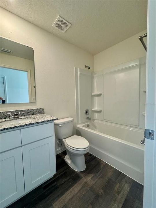 For Rent: $1,895 (3 beds, 2 baths, 1272 Square Feet)