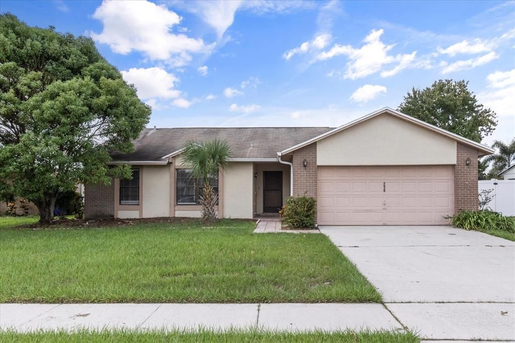 For Sale: $400,000 (3 beds, 2 baths, 1286 Square Feet)