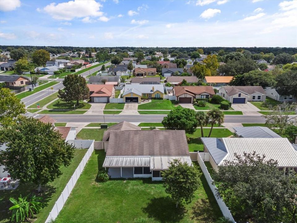 For Sale: $400,000 (3 beds, 2 baths, 1286 Square Feet)