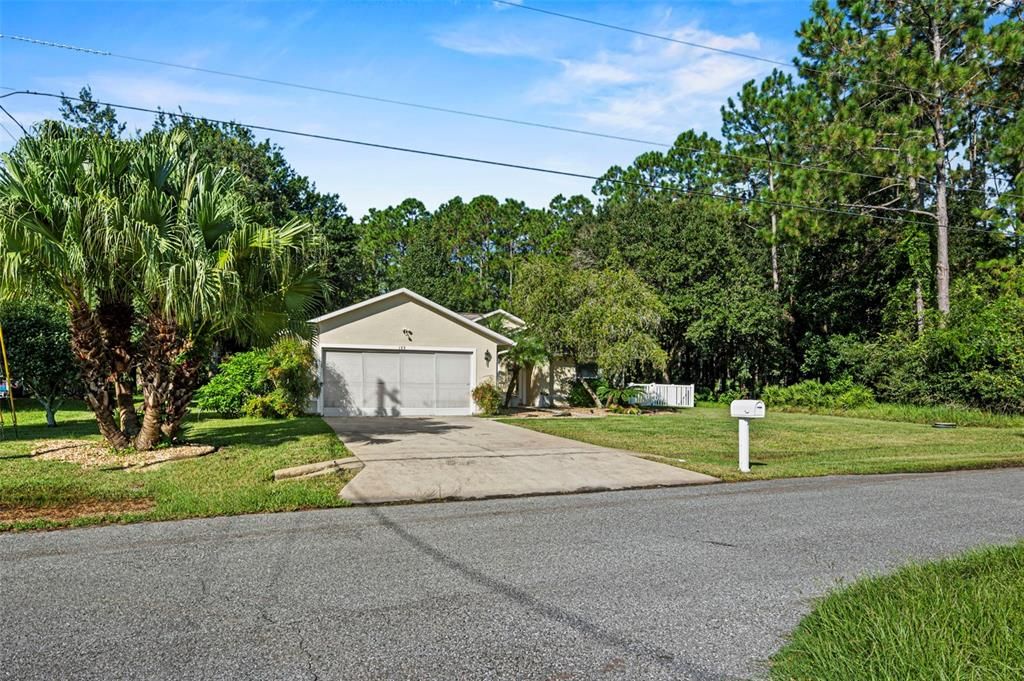 For Sale: $399,000 (3 beds, 2 baths, 1531 Square Feet)