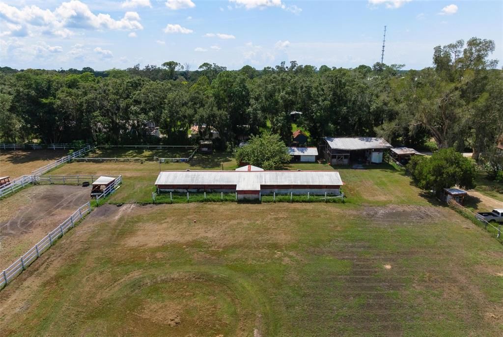 8 Stall Horse Barn