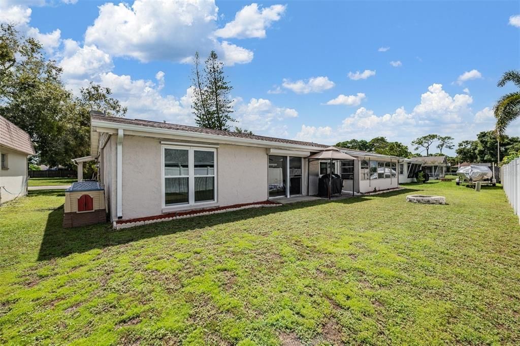 For Sale: $299,000 (3 beds, 2 baths, 1509 Square Feet)