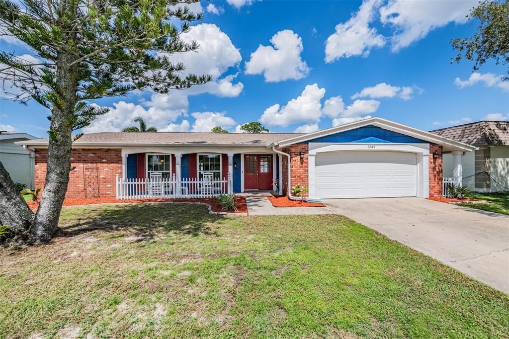 For Sale: $299,000 (3 beds, 2 baths, 1509 Square Feet)