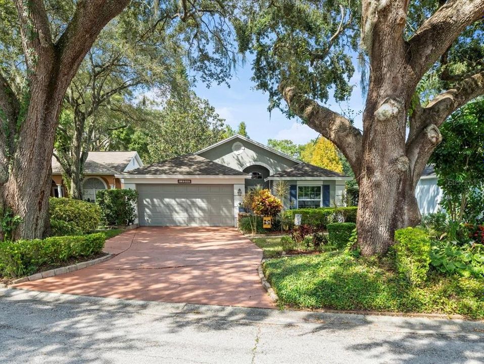 For Sale: $450,000 (3 beds, 2 baths, 1126 Square Feet)