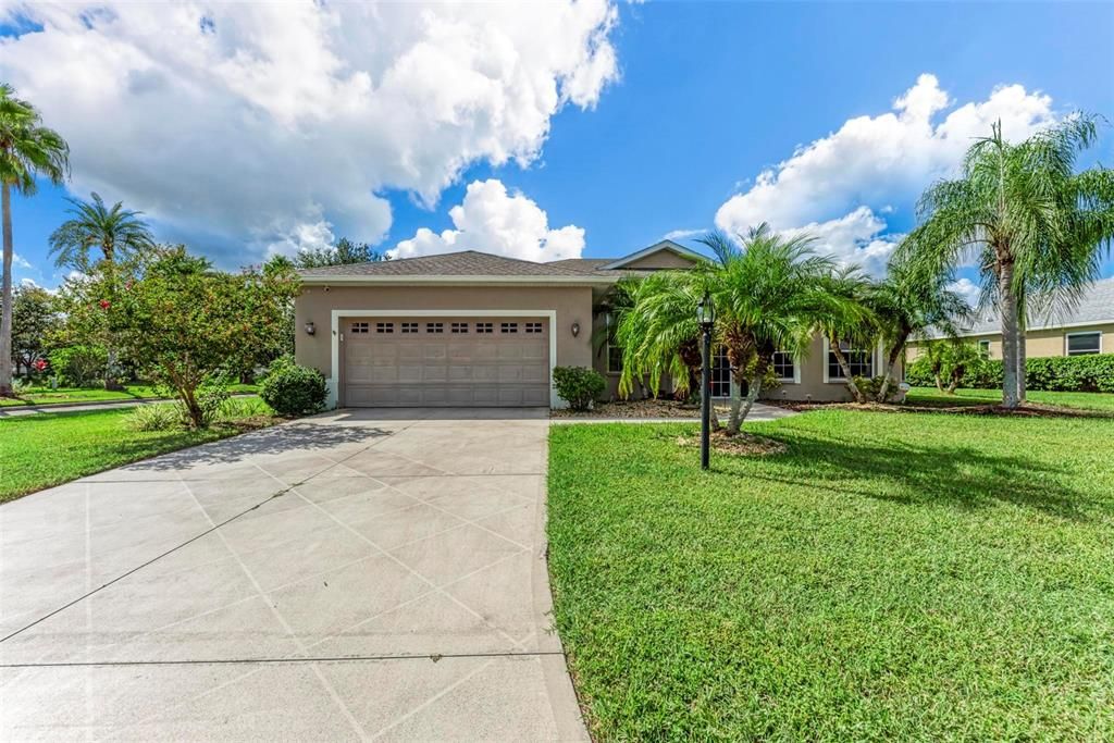 For Sale: $499,999 (3 beds, 2 baths, 2009 Square Feet)