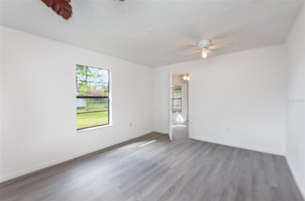 For Sale: $300,000 (3 beds, 2 baths, 1260 Square Feet)