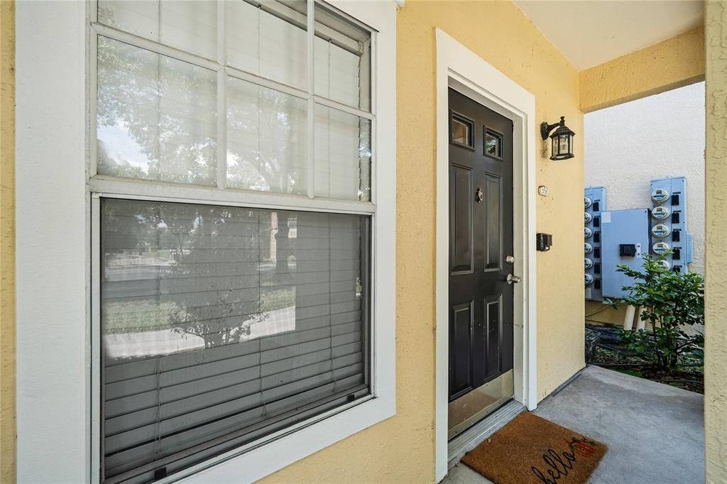 For Sale: $246,700 (2 beds, 2 baths, 1117 Square Feet)