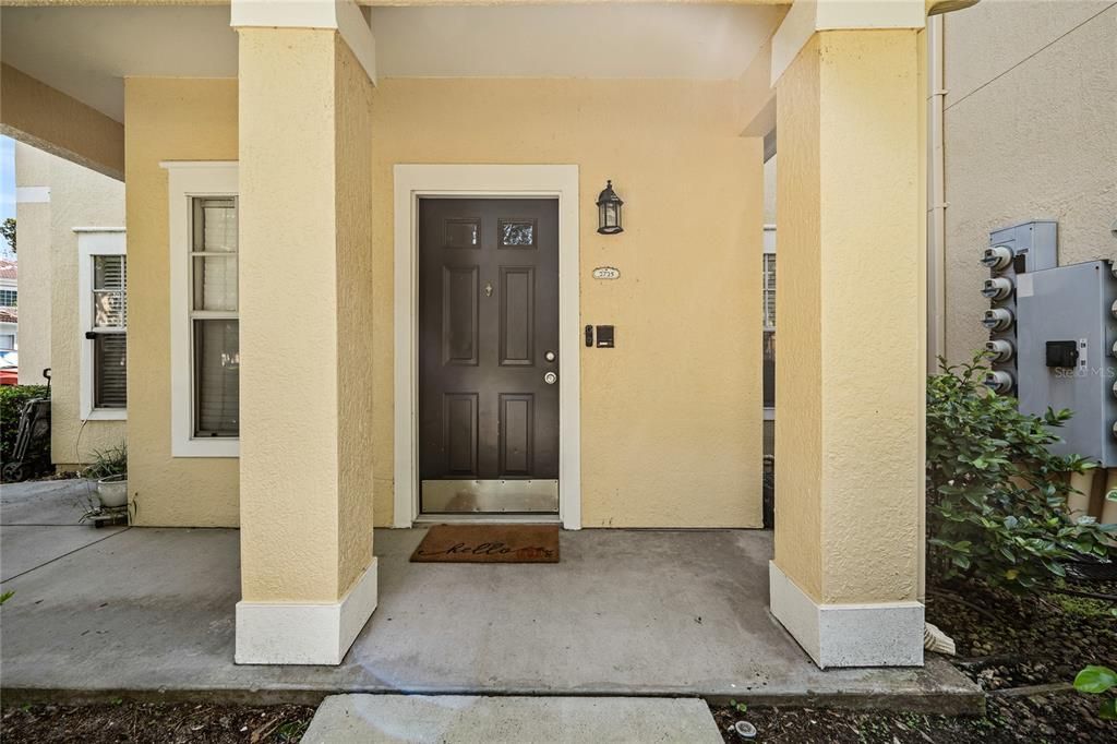 For Sale: $246,700 (2 beds, 2 baths, 1117 Square Feet)