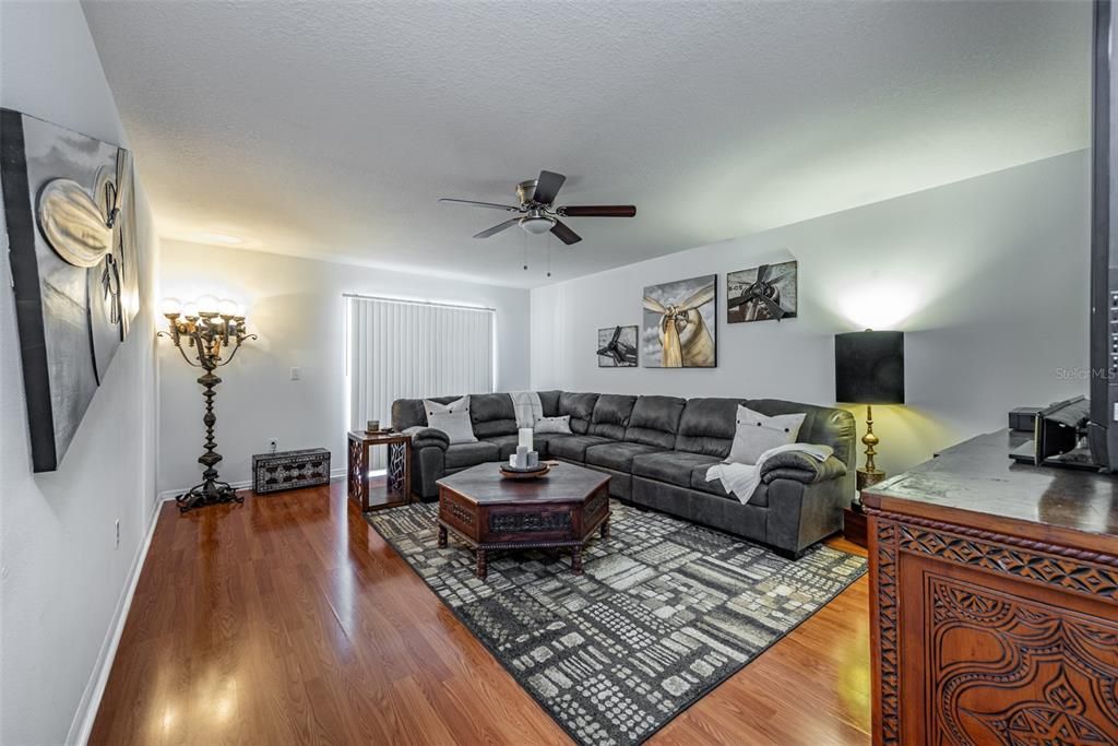 For Sale: $244,999 (2 beds, 2 baths, 1532 Square Feet)