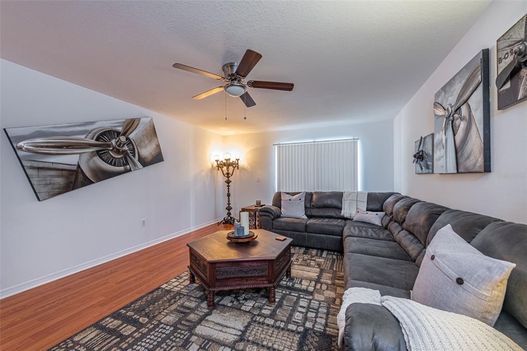 For Sale: $244,999 (2 beds, 2 baths, 1532 Square Feet)