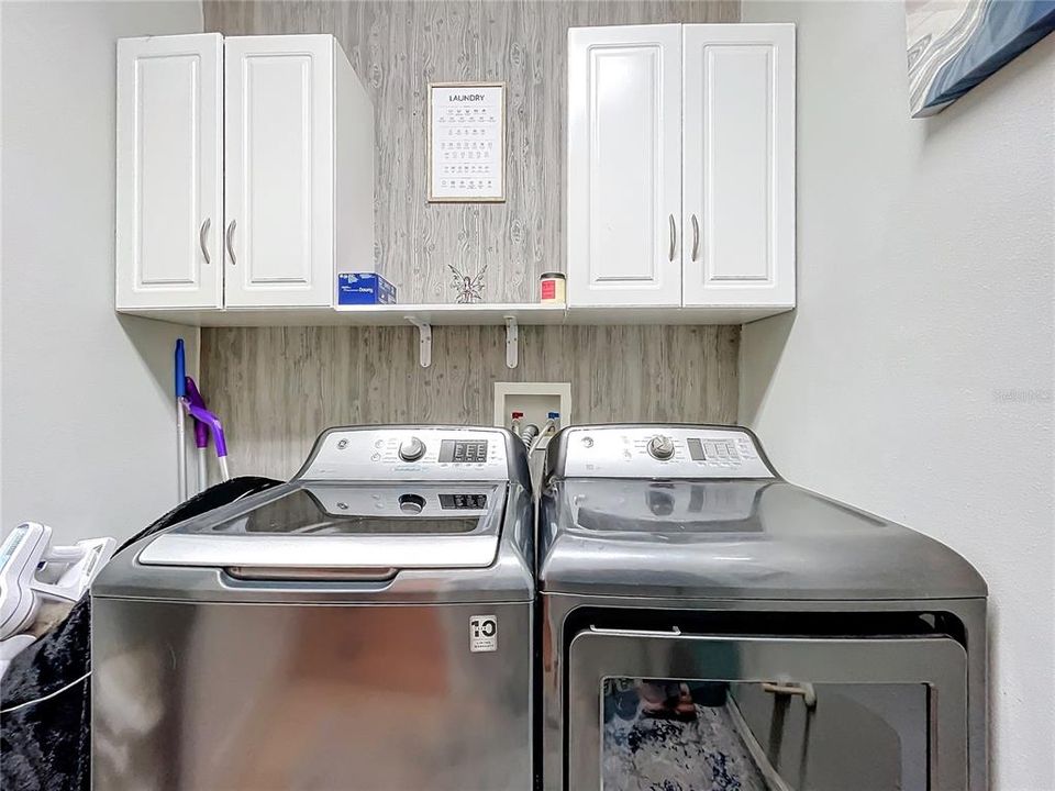 For Sale: $459,330 (3 beds, 2 baths, 1914 Square Feet)