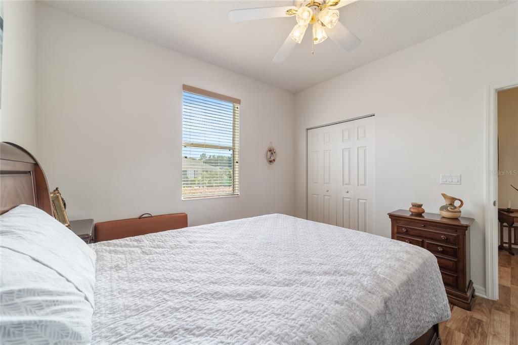 For Sale: $309,000 (2 beds, 2 baths, 1758 Square Feet)