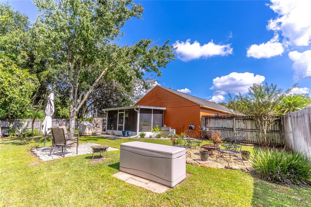 For Sale: $364,900 (3 beds, 2 baths, 1292 Square Feet)