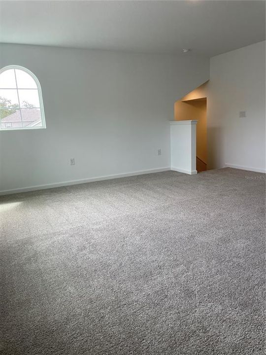 Upstairs Bedroom/Loft