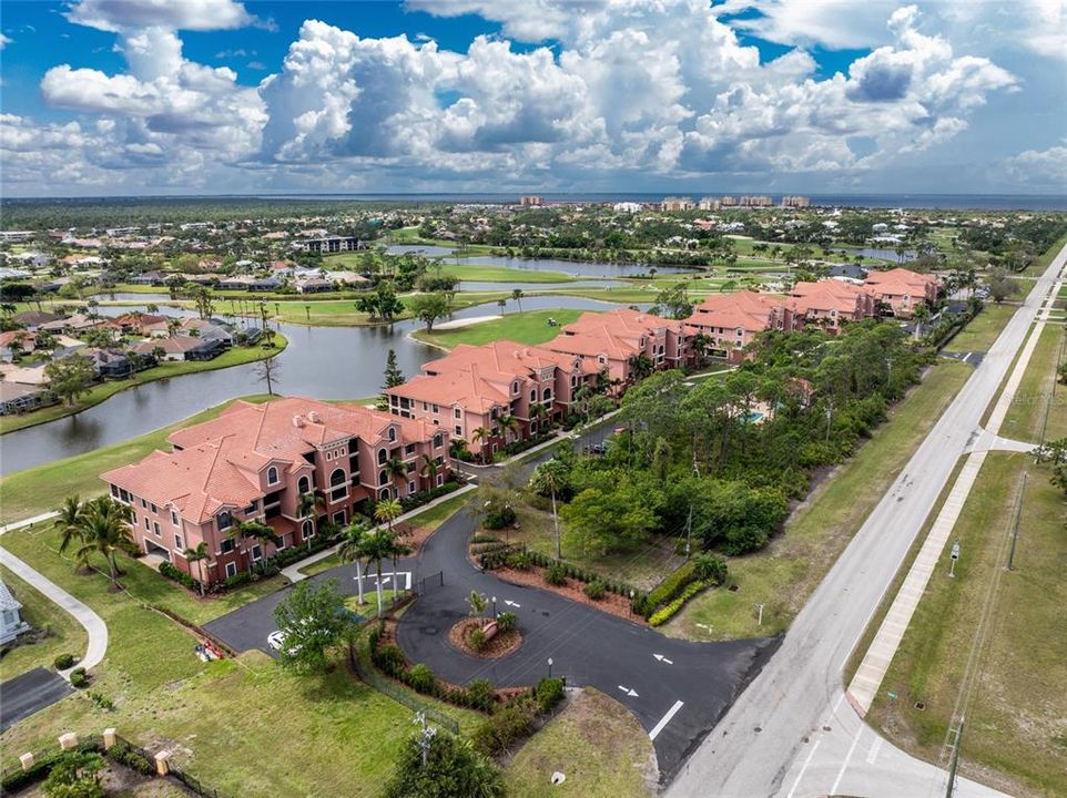 Recently Sold: $375,000 (2 beds, 2 baths, 1978 Square Feet)