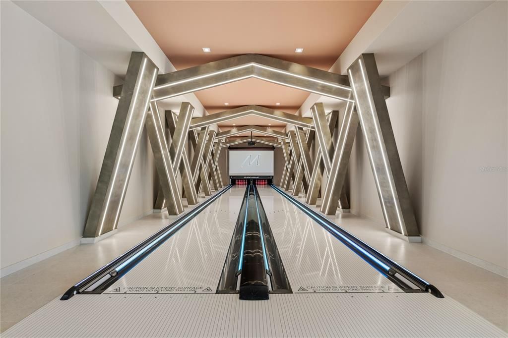 待售: $25,900,000 (7 贝兹, 8 浴室, 13145 平方英尺)