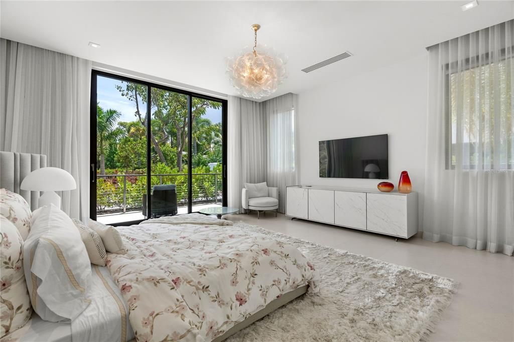 待售: $25,900,000 (7 贝兹, 8 浴室, 13145 平方英尺)