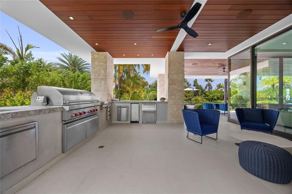 待售: $25,900,000 (7 贝兹, 8 浴室, 13145 平方英尺)